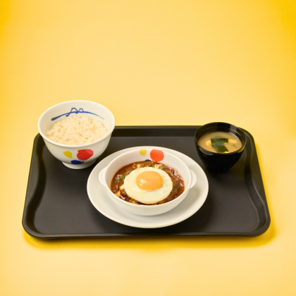 特製醬漢堡排煎蛋米飯套餐